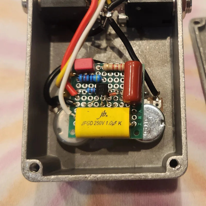 Wailbone Transparent Fuzz